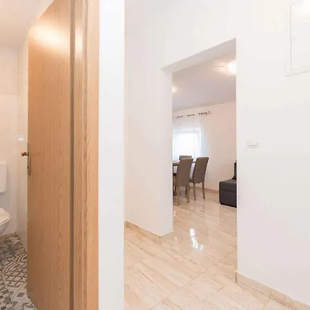 Apartment In - Insel 41271 Vir