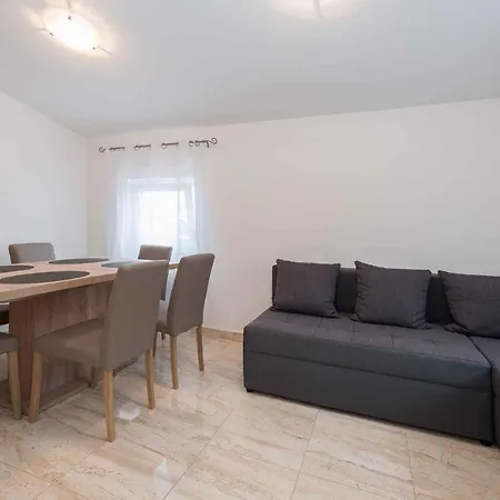 In - Insel 41271 Apartment Vir