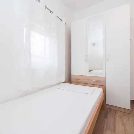 In - Insel 41271 Apartment