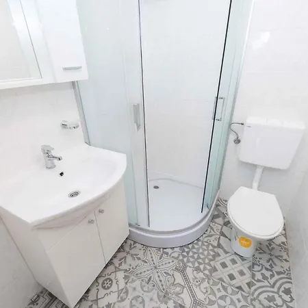 In - Insel 41271 Apartment Vir